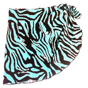 Black and teal coverup